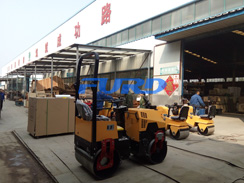 今日福瑞得微動(dòng)態(tài)--福瑞得機(jī)械小型壓路機(jī)發(fā)往北京、福建等地